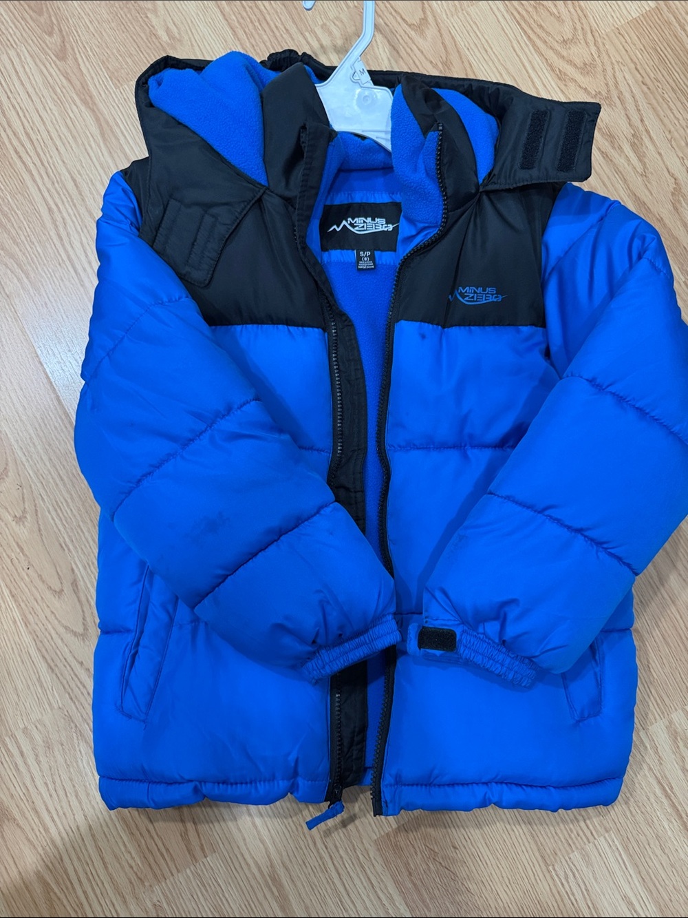 Youth Blue and Black Puffer Jacket by Minus Zero